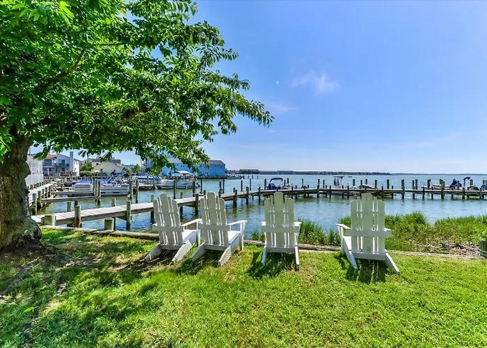 Holiday home Poolside Bayfront Sunset Views 2 Parking Spots Midtown Oc *